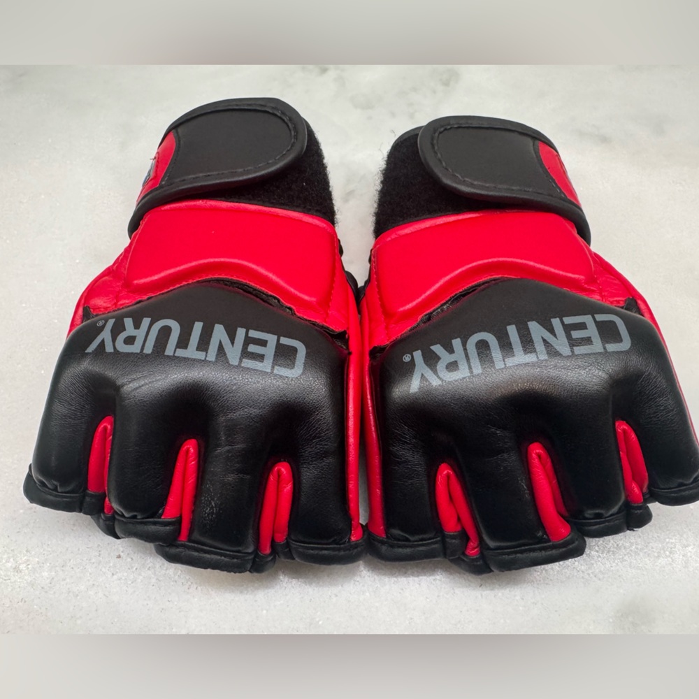 Red and Black MMA Fighting Gloves Youth L/XL